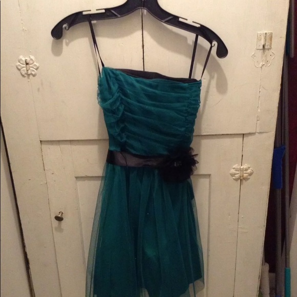 Deb Dresses | Deb Size M Prom Homecoming Dress Nwt | Color: Green | Size: Mj | Otradiogirl's Closet Deb Dresses | Deb Size M Prom Homecoming Dress Nwt | Color: Green | Size: Mj | Otradiogirl's Closet